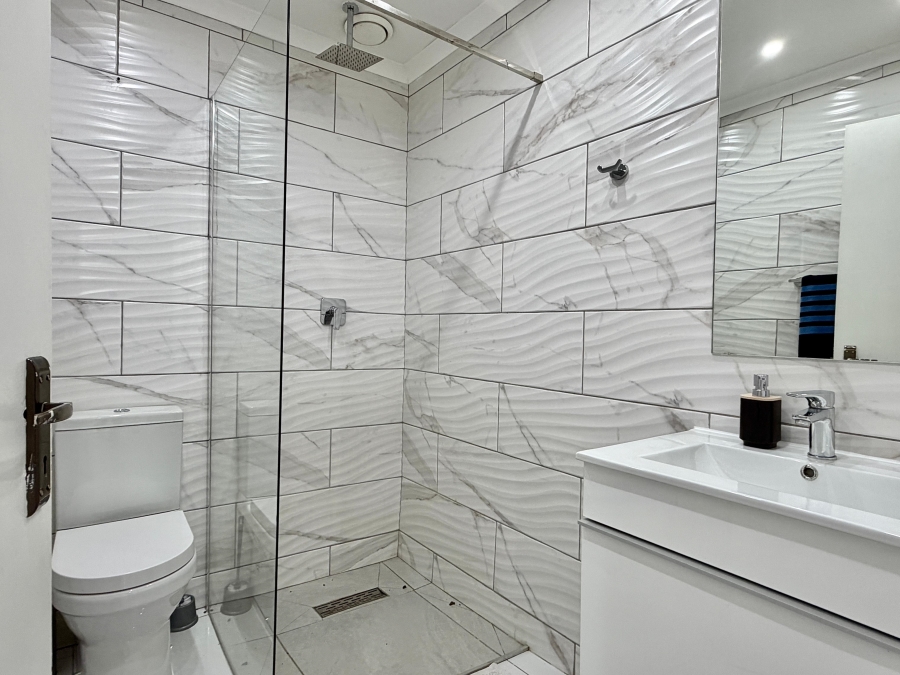 2 Bedroom Property for Sale in Cape Town City Centre Western Cape